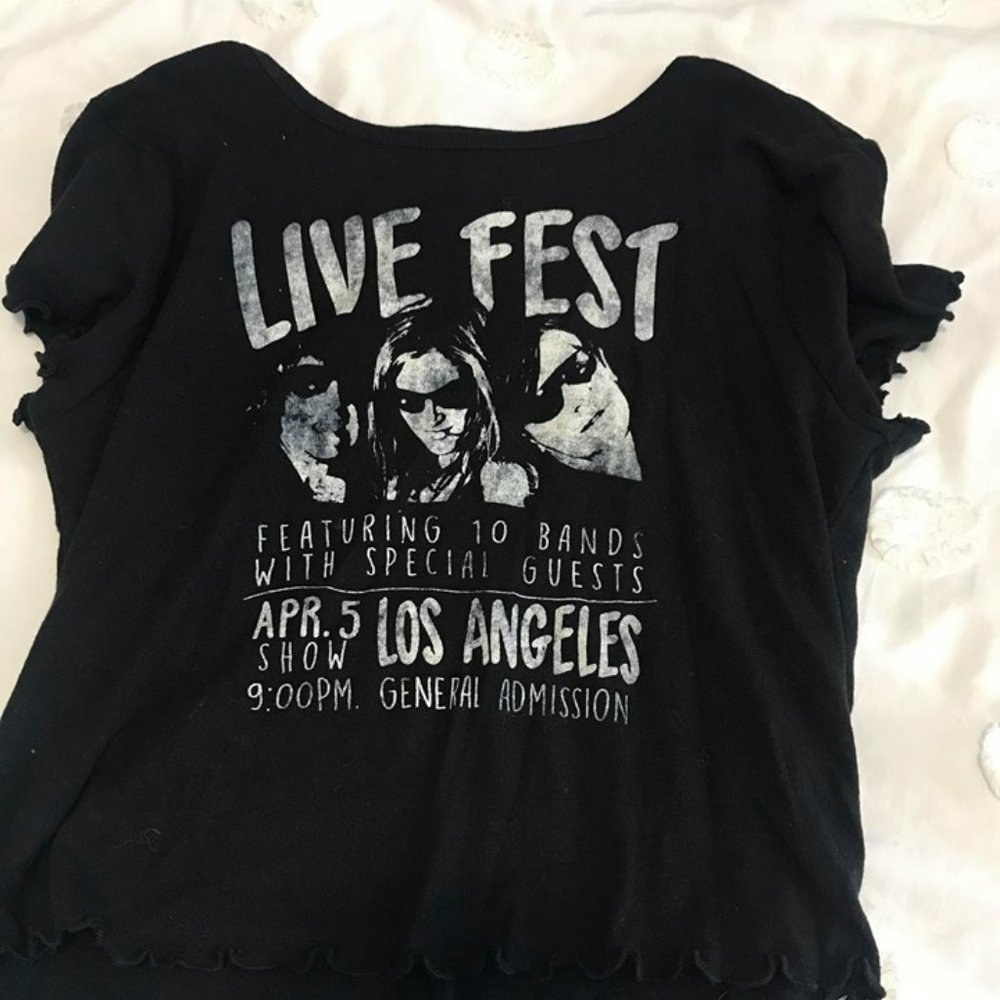 Small Band Tee